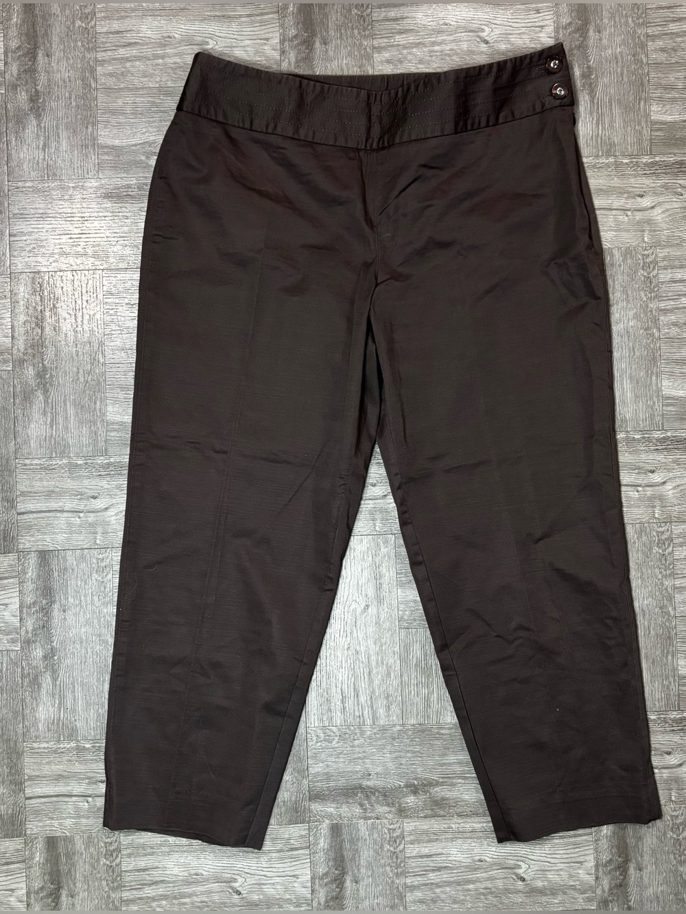 White House Black Market Legacy Capri Pants Size 10